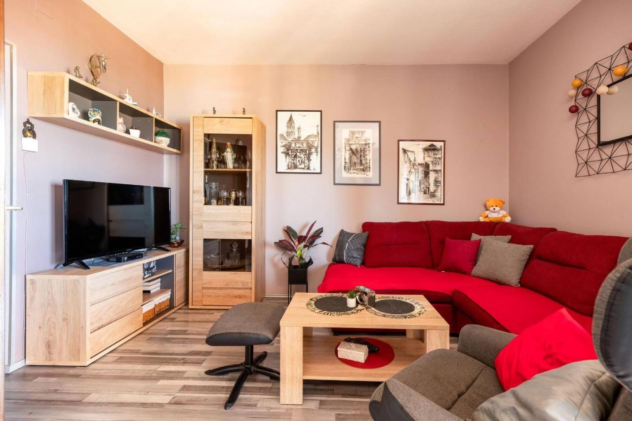 טרוגיר Apartment Lotus מראה חיצוני תמונה