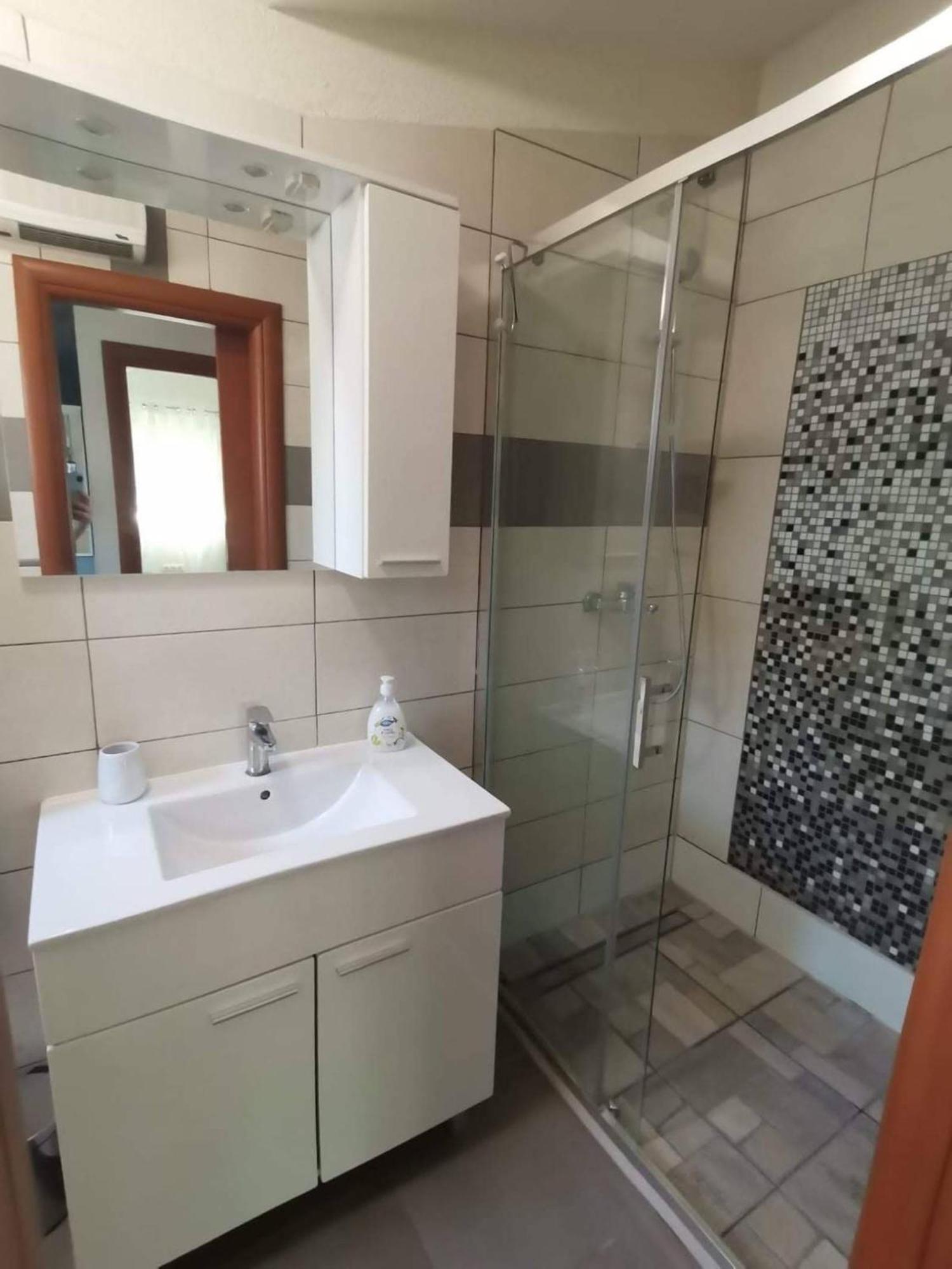 טרוגיר Apartment Lotus חדר תמונה