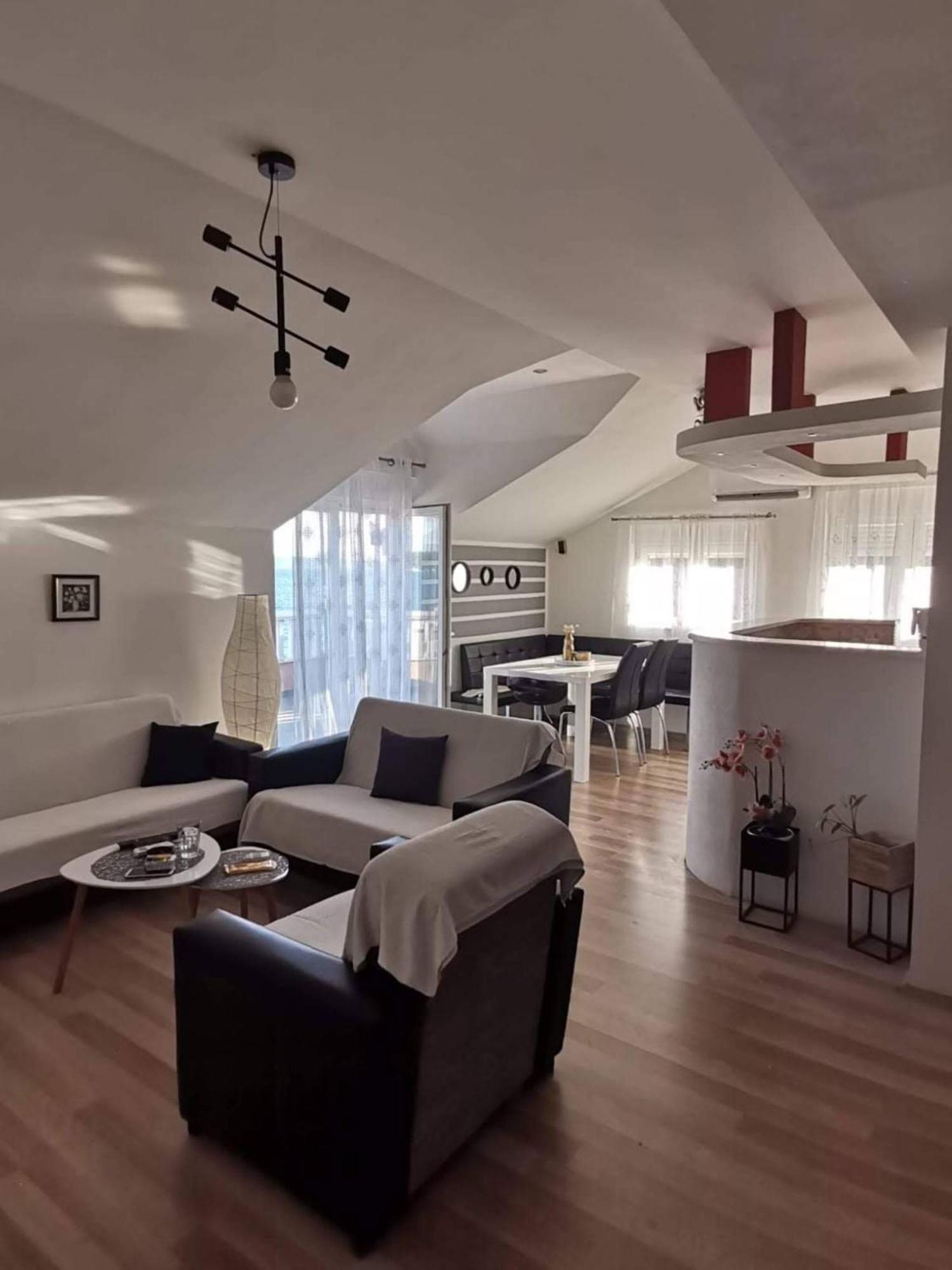 טרוגיר Apartment Lotus חדר תמונה